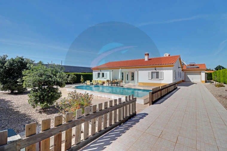 Moradia T3 para Venda em Aljezur Foto 2