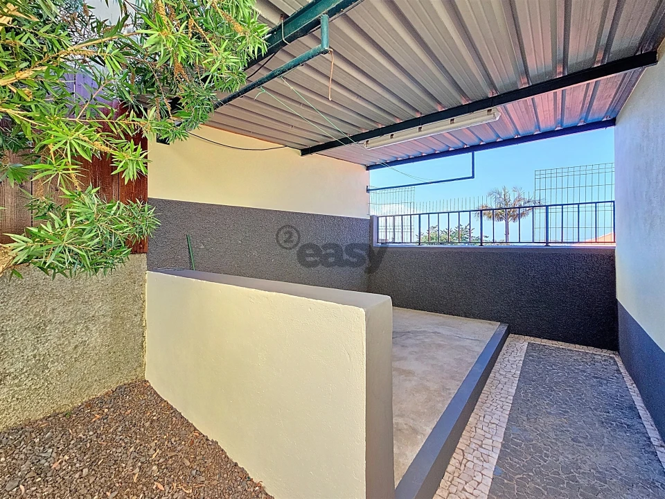 Moradia T2 para Venda em São Roque Foto 13