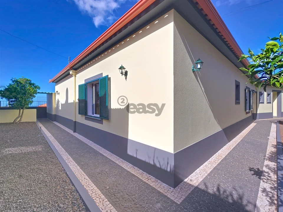 Moradia T2 para Venda em São Roque Foto 20