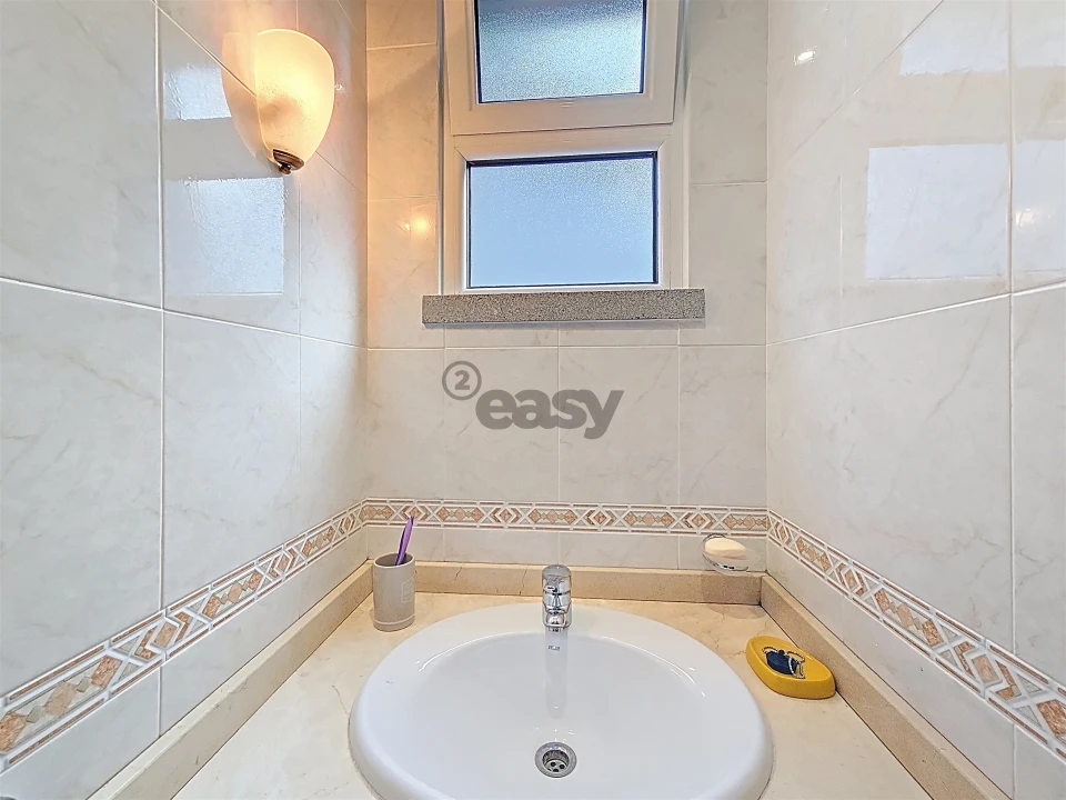 Moradia T2 para Venda em São Roque Foto 10