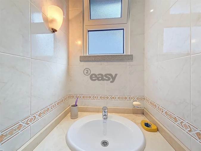 Moradia T2 para Venda em São Roque Foto 10