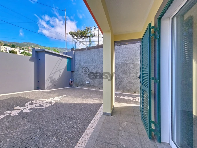 Moradia T2 para Venda em São Roque Foto 25