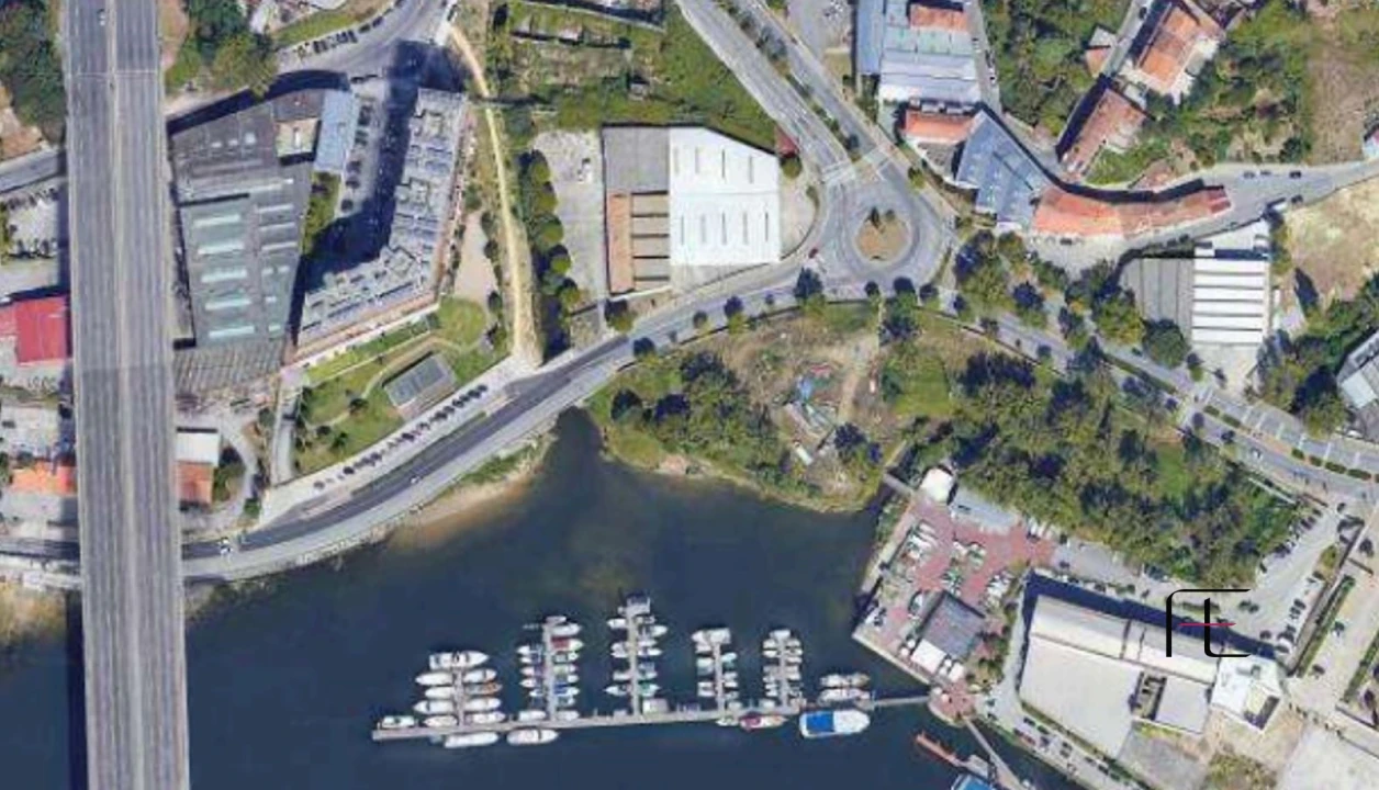 Apartamento T2 para Venda em Campanhã Foto 9