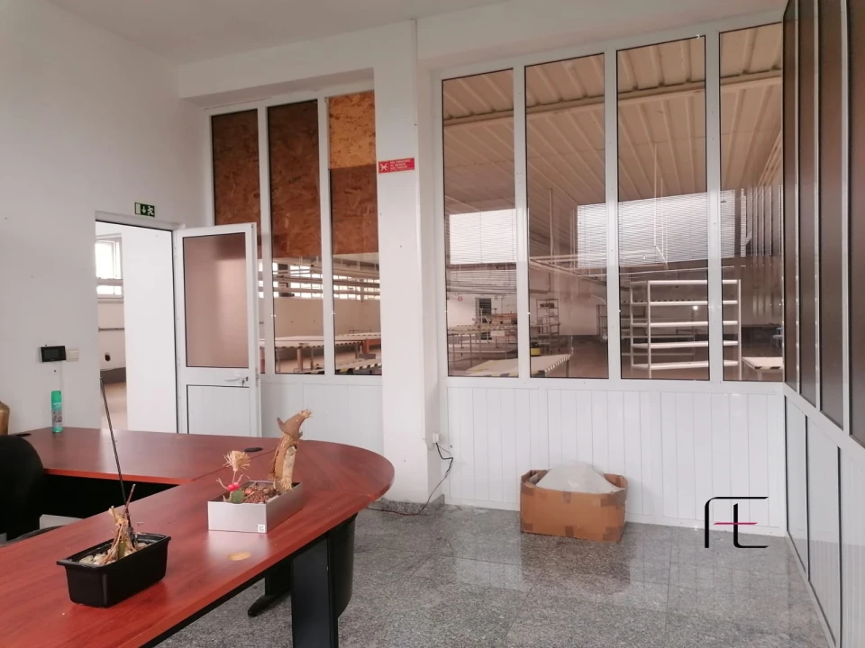 Armazém para Venda em Raimonda Foto 22