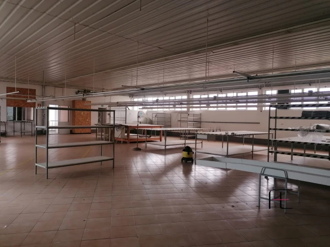 Armazém para Venda em Raimonda Foto 16