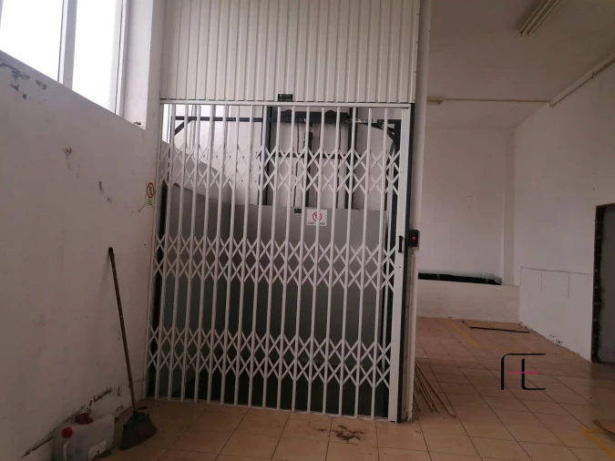 Armazém para Venda em Raimonda Foto 8