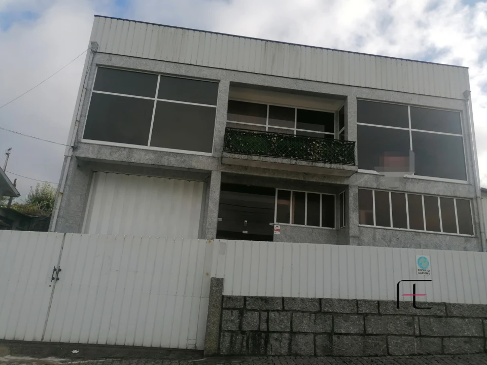 Armazém para Venda em Raimonda Foto 1