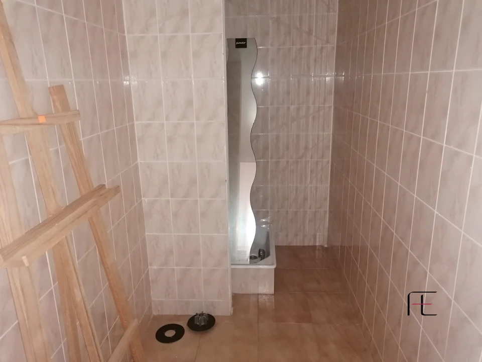 Armazém para Venda em Raimonda Foto 15