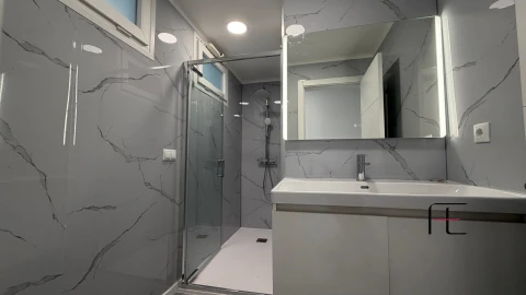 Apartamento T2 para Venda em Oeiras e São Julião da Barra, Paço de Arcos e Caxias