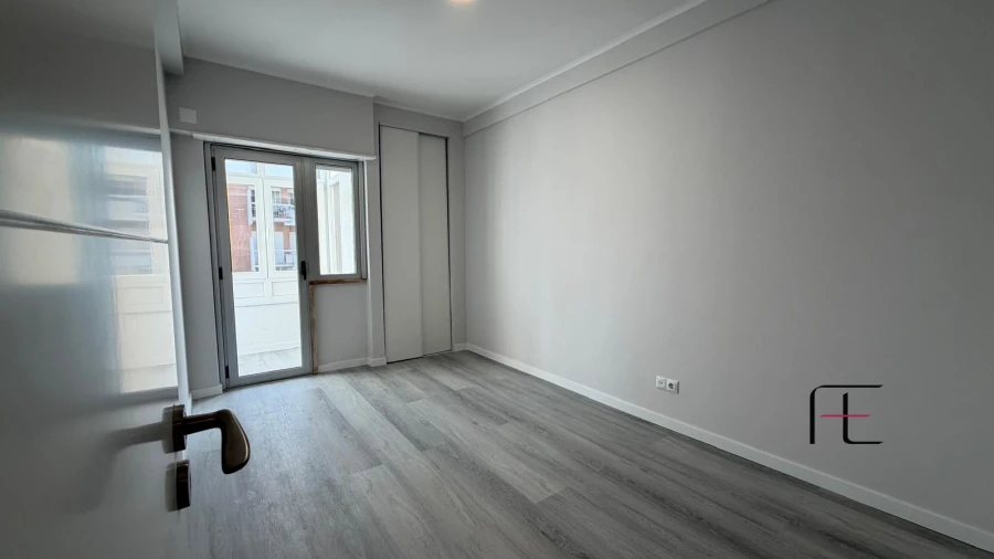 Apartamento T2 para Venda em Oeiras e São Julião da Barra, Paço de Arcos e Caxias Foto 7