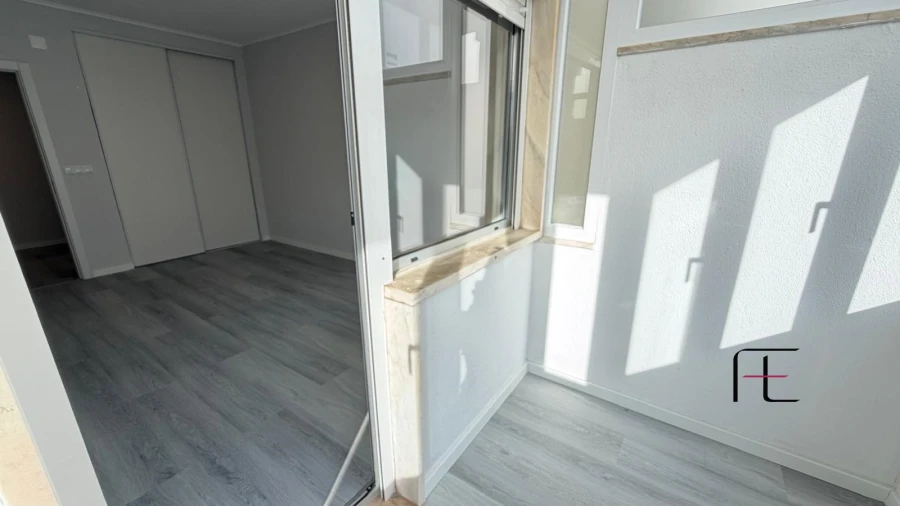 Apartamento T2 para Venda em Oeiras e São Julião da Barra, Paço de Arcos e Caxias Foto 17