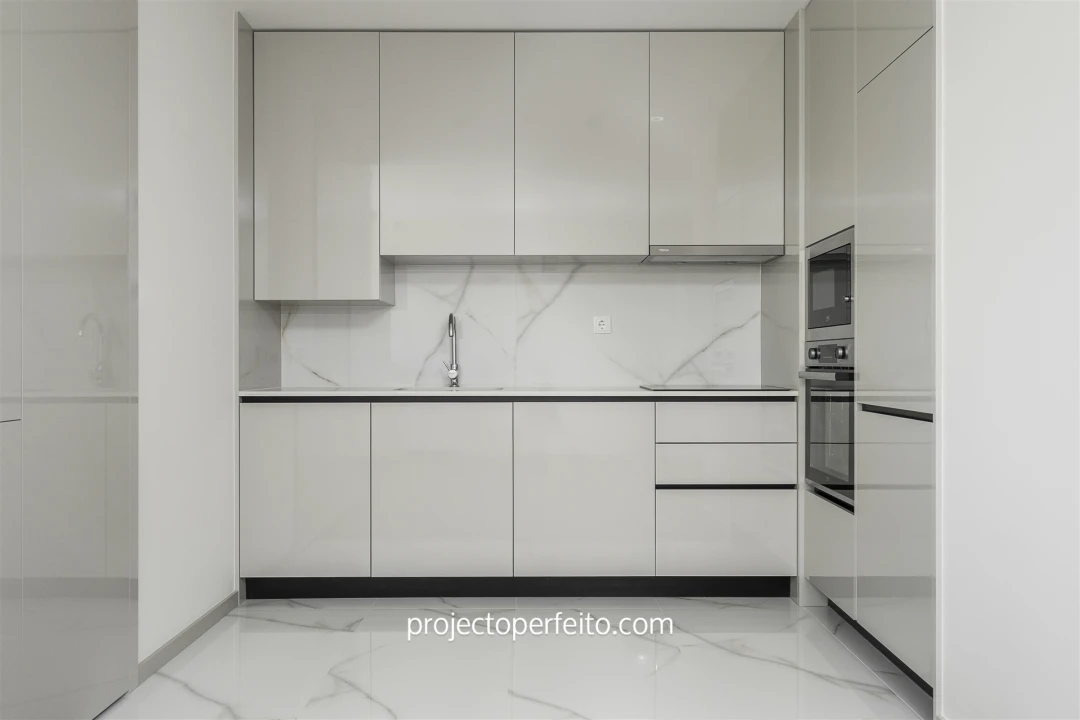 Apartamento T1 para Arrendamento em Espinho Foto 7