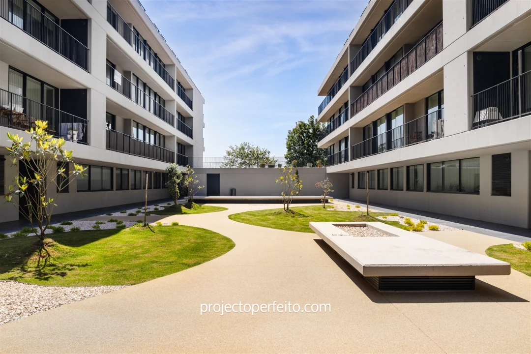 Apartamento T1 para Arrendamento em Espinho Foto 3