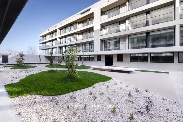 Apartamento T3 para Arrendamento em Espinho Foto 8