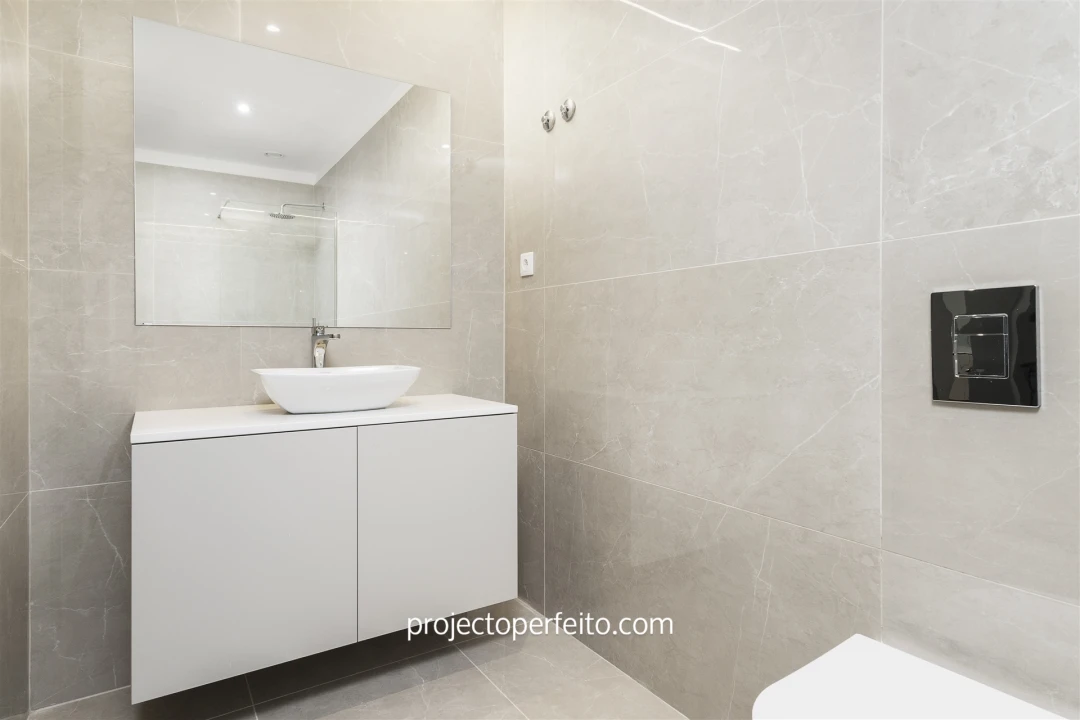 Apartamento T3 para Arrendamento em Espinho Foto 21