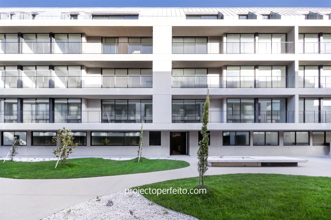 Apartamento T3 para Arrendamento em Espinho Foto 9