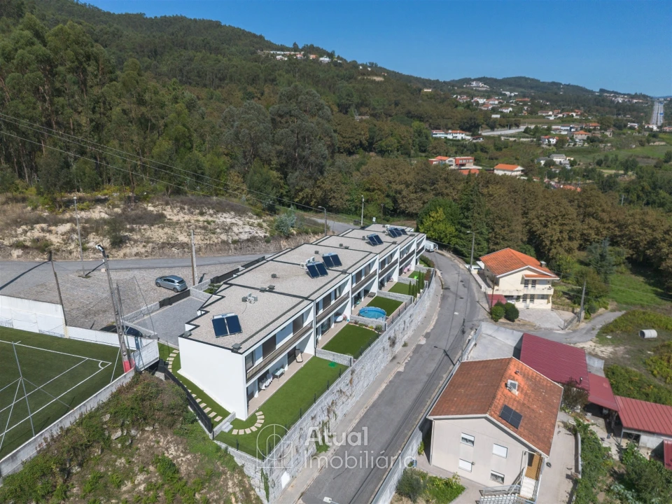Moradia T3 para Venda em Tagilde e Vizela (São Paio) Foto 47