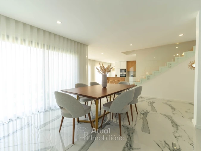 Moradia T3 para Venda em Tagilde e Vizela (São Paio) Foto 12