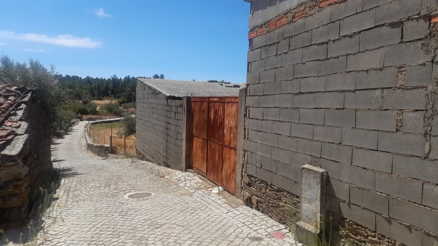 Terreno para Venda em Benquerenças Foto 15
