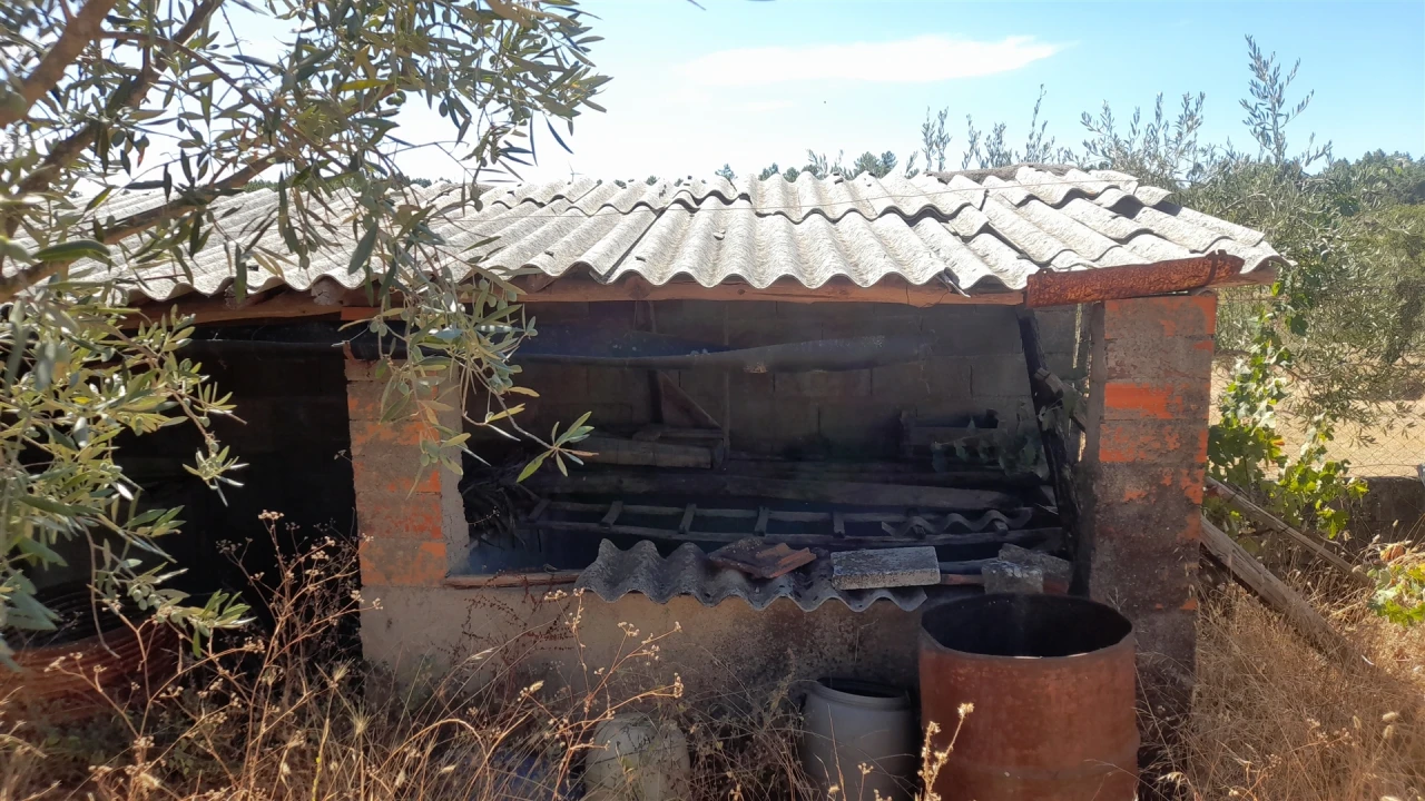 Terreno para Venda em Benquerenças Foto 12