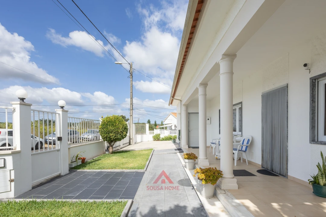 Moradia T3 para Venda em Marrazes e Barosa Foto 2