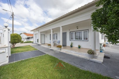 Moradia T3 para Venda em Marrazes e Barosa