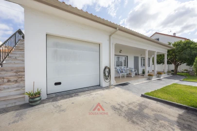 Moradia T3 para Venda em Marrazes e Barosa
