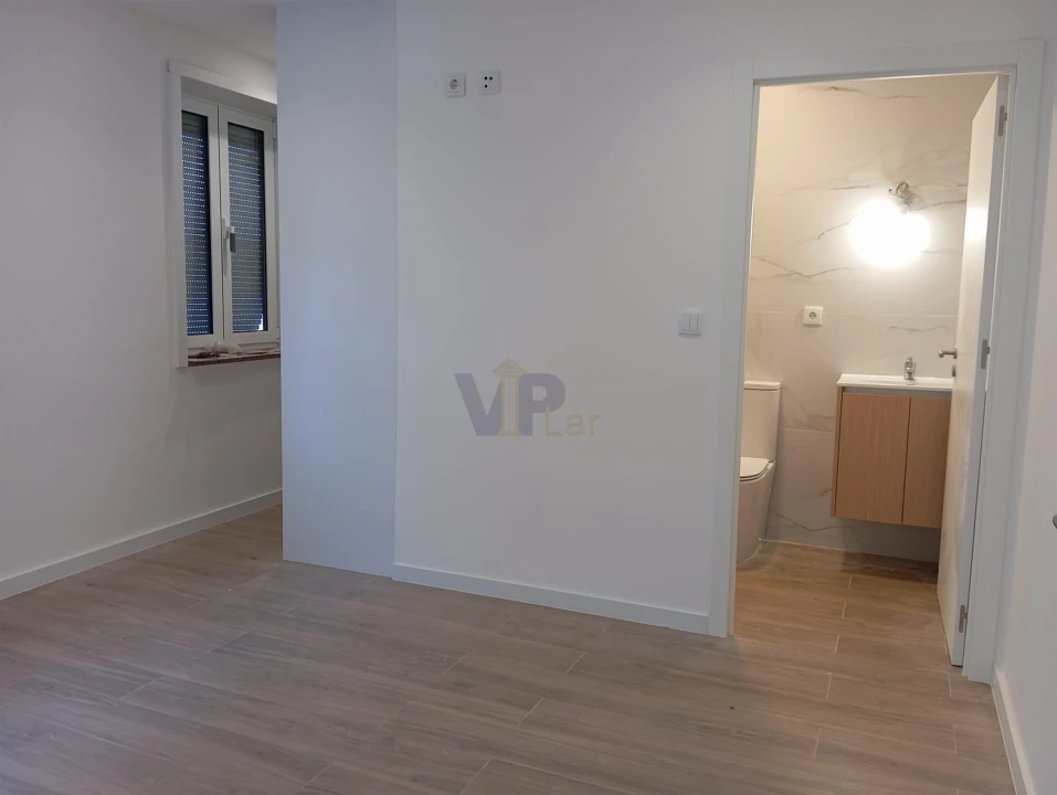 Moradia T2 para Arrendamento em São Mamede de Infesta e Senhora da Hora Foto 5