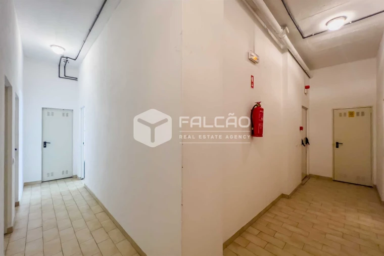 Garagem para Venda em Marvila, Ribeira Santarém, São Salvador, São Nicolau Foto 7