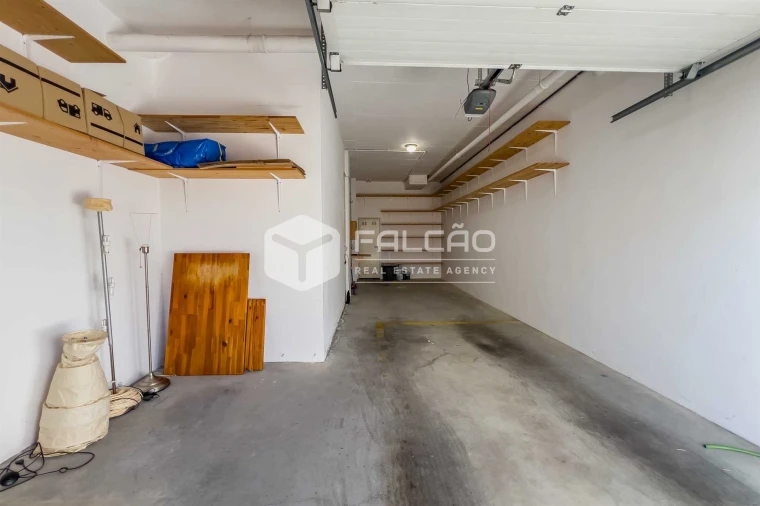 Garagem para Venda em Marvila, Ribeira Santarém, São Salvador, São Nicolau Foto 2