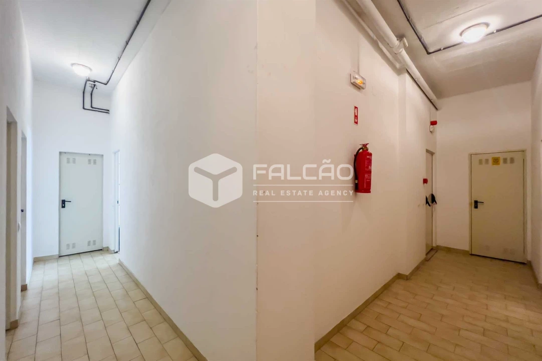 Garagem para Venda em Marvila, Ribeira Santarém, São Salvador, São Nicolau Foto 7