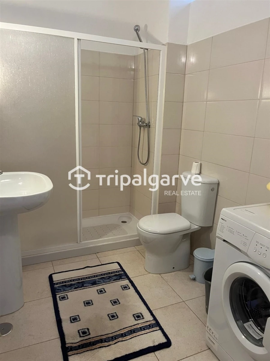 Apartamento T1 para Venda em Portimão Foto 13