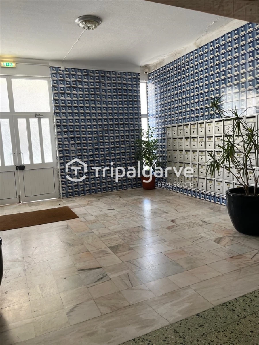 Apartamento T1 para Venda em Portimão Foto 19