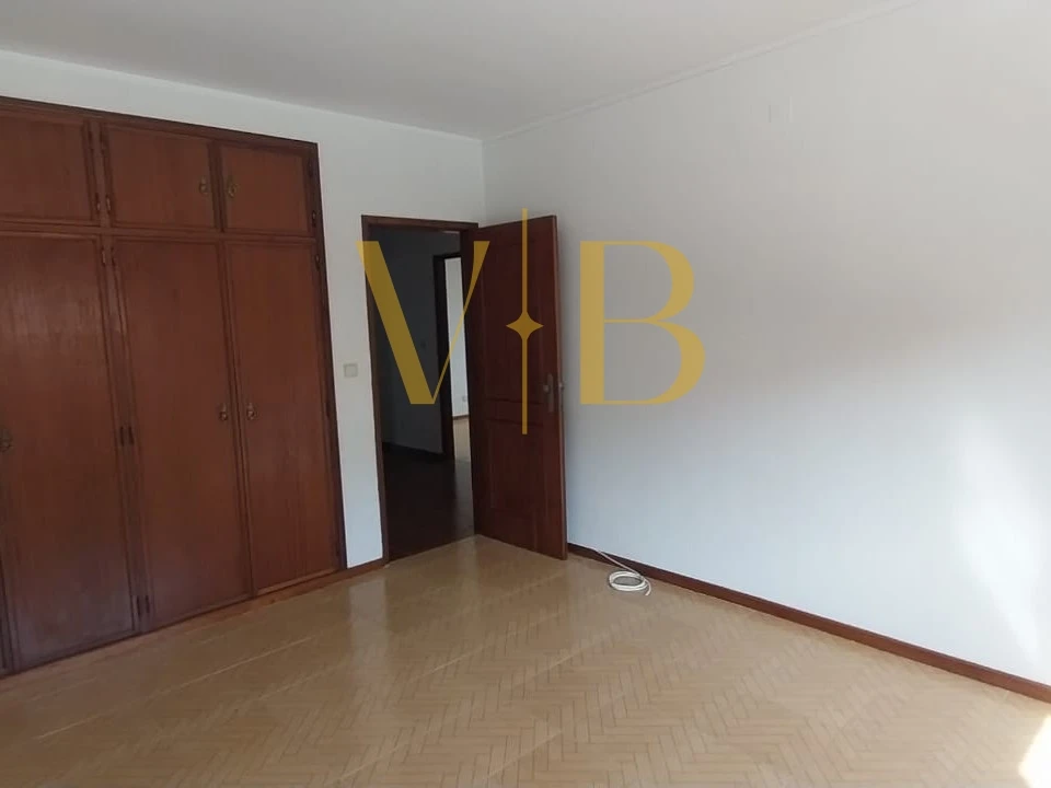 Apartamento T3 para Venda em Arvore Foto 11