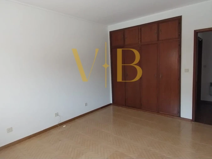 Apartamento T3 para Venda em Arvore Foto 8