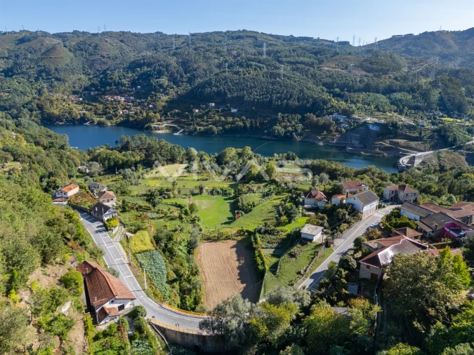 Terreno Agricola ou Rústico para Arrendamento em Valdosende Foto 7