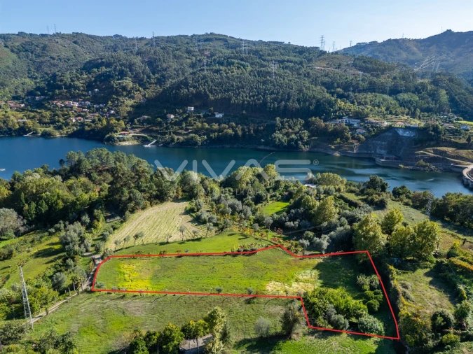 Terreno Agricola ou Rústico para Arrendamento em Valdosende Foto 1