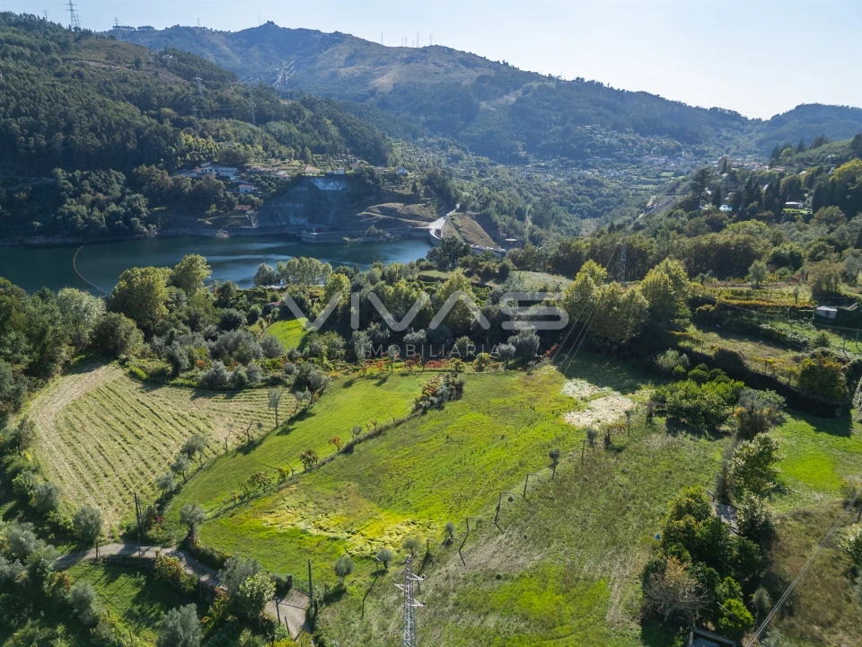 Terreno Agricola ou Rústico para Arrendamento em Valdosende Foto 10