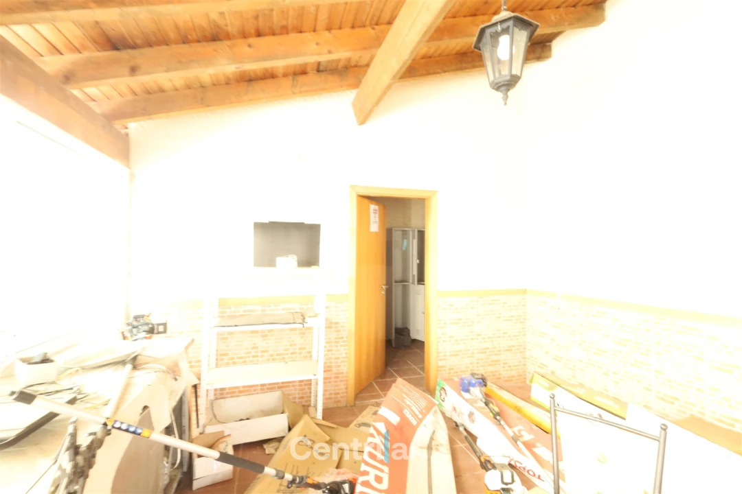 Loja para Venda em Vila Nova de Tazem Foto 14