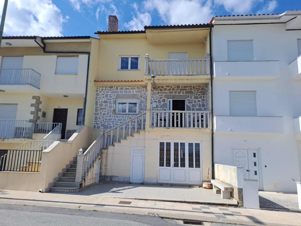 Moradia T6 para Venda em Miranda do Douro Foto 55