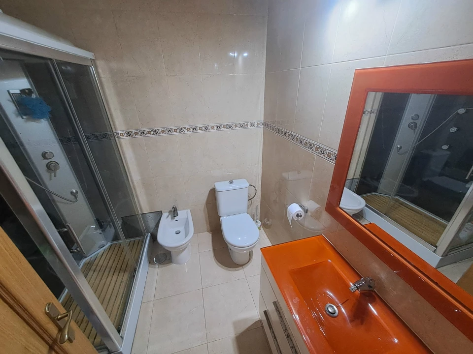 Moradia T6 para Venda em Miranda do Douro Foto 15