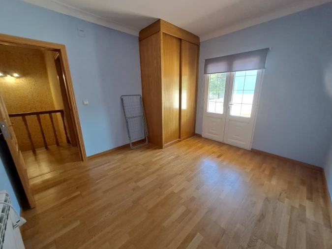 Moradia T6 para Venda em Miranda do Douro Foto 46