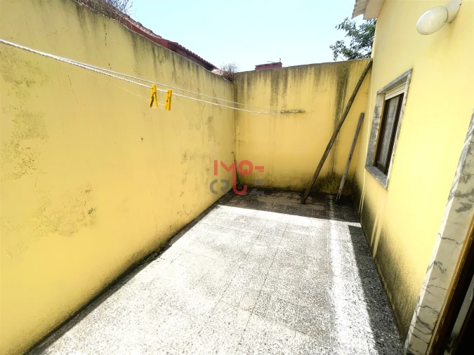 Moradia T2 para Venda em Vimeiro Foto 18