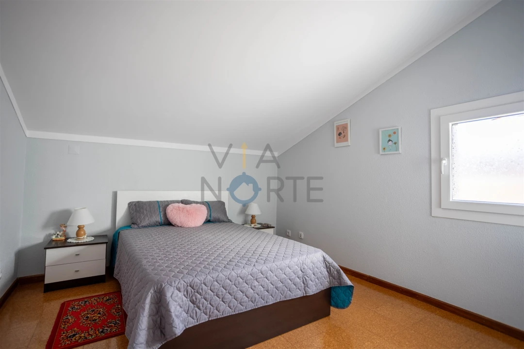 Moradia T4 para Venda em Alfandega da Fe Foto 17