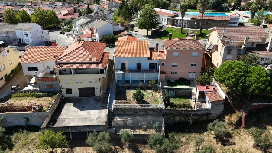 Moradia T4 para Venda em Alfandega da Fe Foto 32