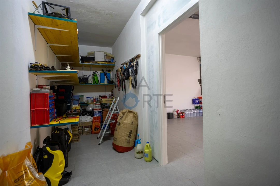 Moradia T4 para Venda em Alfandega da Fe Foto 24