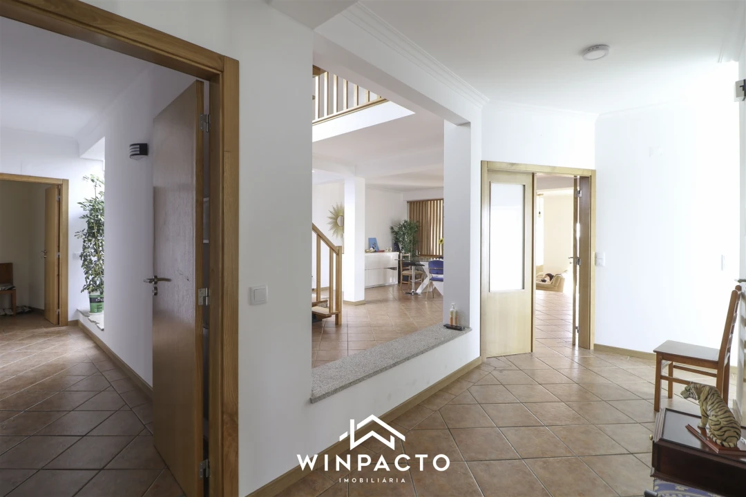 Moradia T6 para Venda em Canas de Senhorim Foto 68