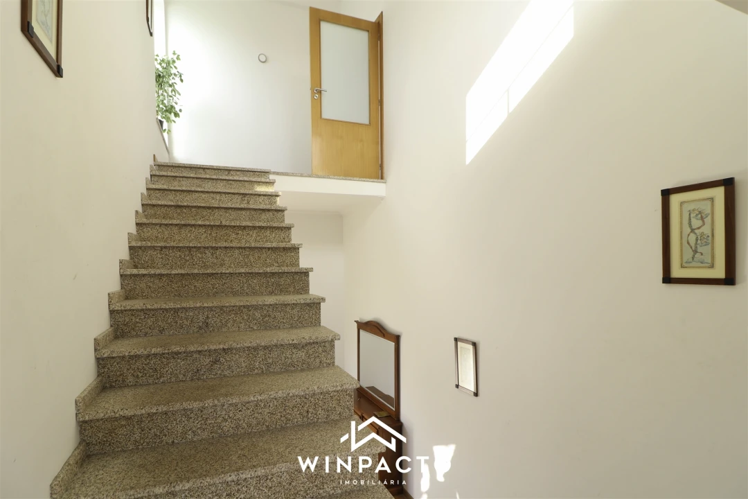 Moradia T6 para Venda em Canas de Senhorim Foto 50