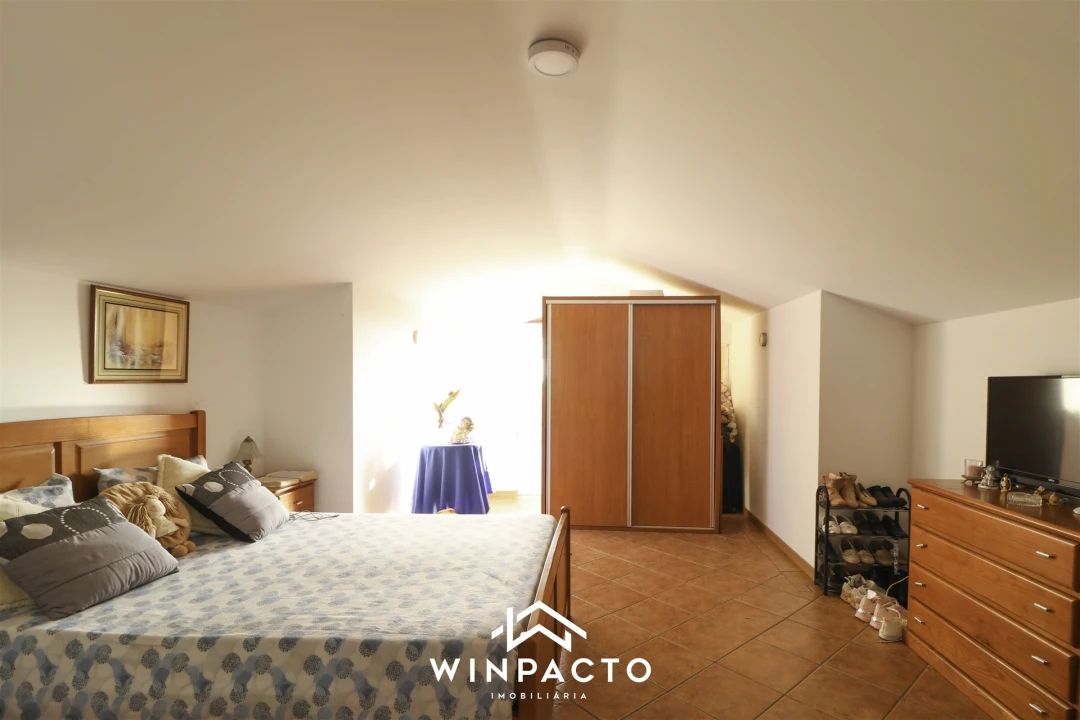 Moradia T6 para Venda em Canas de Senhorim Foto 26