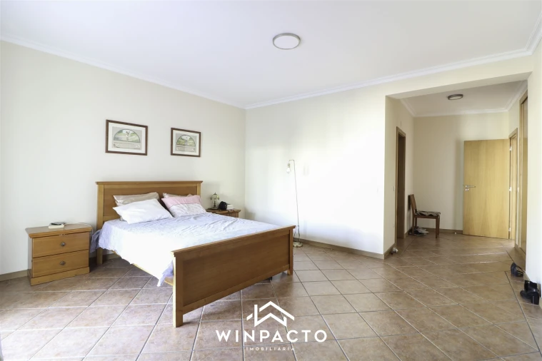 Moradia T6 para Venda em Canas de Senhorim Foto 106